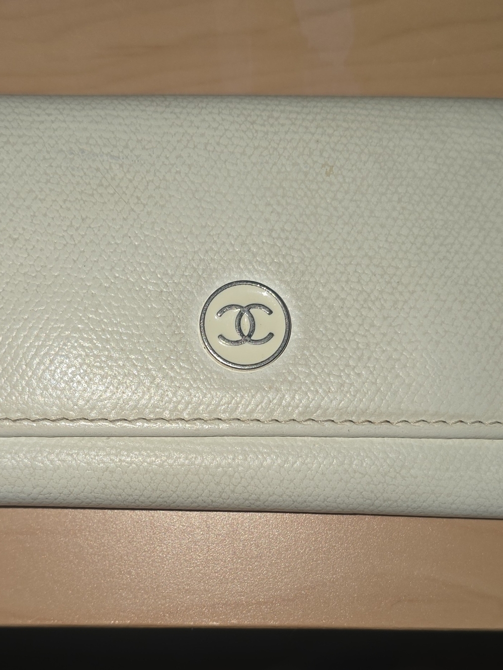 Vintage Chanel Coco Button 6-ring Key Holder Case White